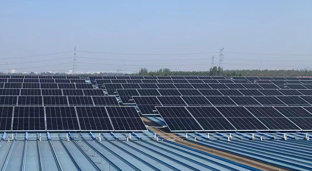 青島炫昌能源裝備分布式光伏發電項目并網發電
